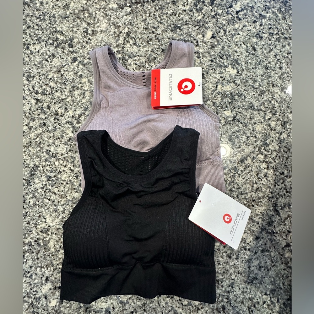 2 qualidyne Sports Bras for Women Padded Size Small, Support Yoga, running etc